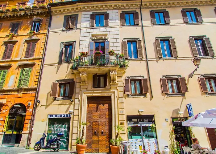 H-aviva Giubbonari Casa vacanze *